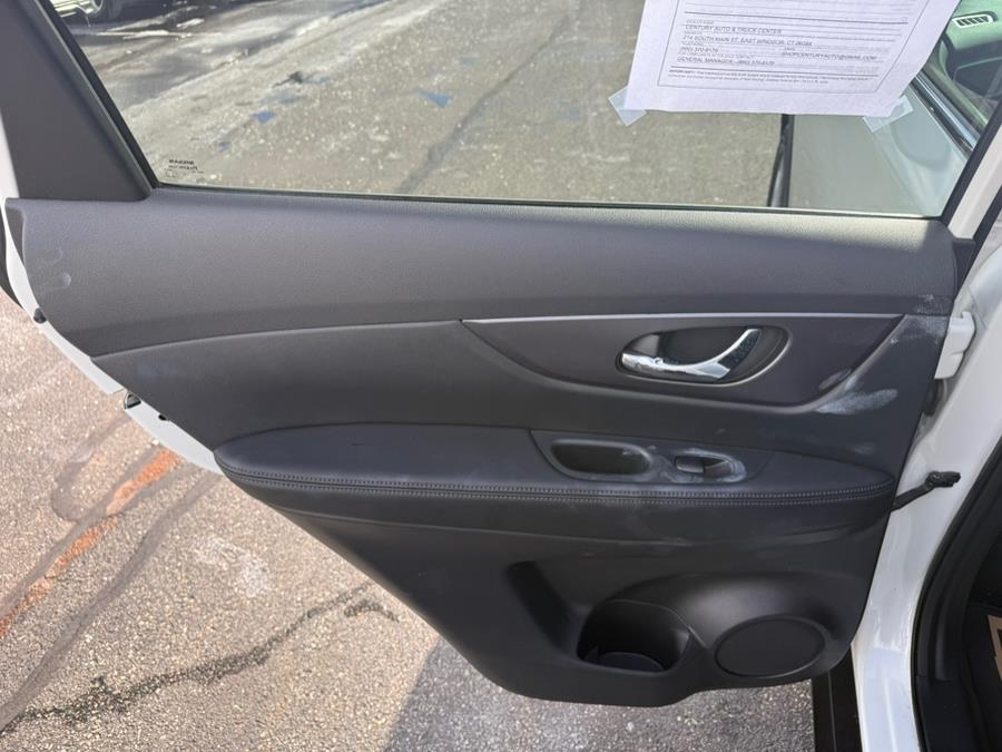 2016 Nissan Rogue AWD 4dr SL, available for sale in East Windsor, Connecticut | Century Auto And Truck. East Windsor, Connecticut 2016 Nissan Rogue AWD 4dr SL, available for sale in East Windsor, Connecticut | Century Auto And Truck. East Windsor, Connecticut