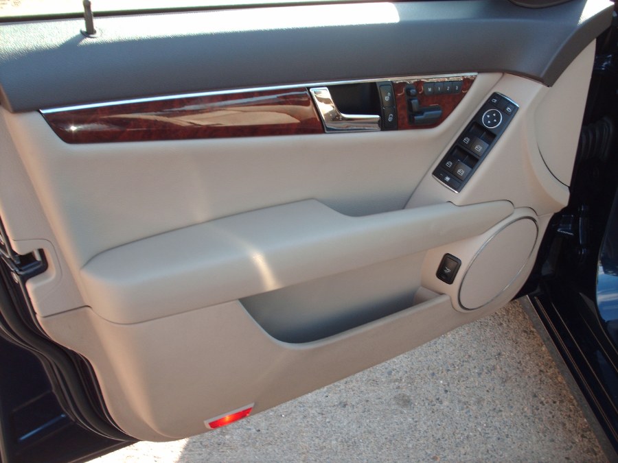 2011 Mercedes-Benz C-Class 4dr Sdn C300 Luxury 4MATIC, available for sale in Warwick, Rhode Island | Premier Automotive Sales. Warwick, Rhode Island 2011 Mercedes-Benz C-Class 4dr Sdn C300 Luxury 4MATIC, available for sale in Warwick, Rhode Island | Premier Automotive Sales. Warwick, Rhode Island