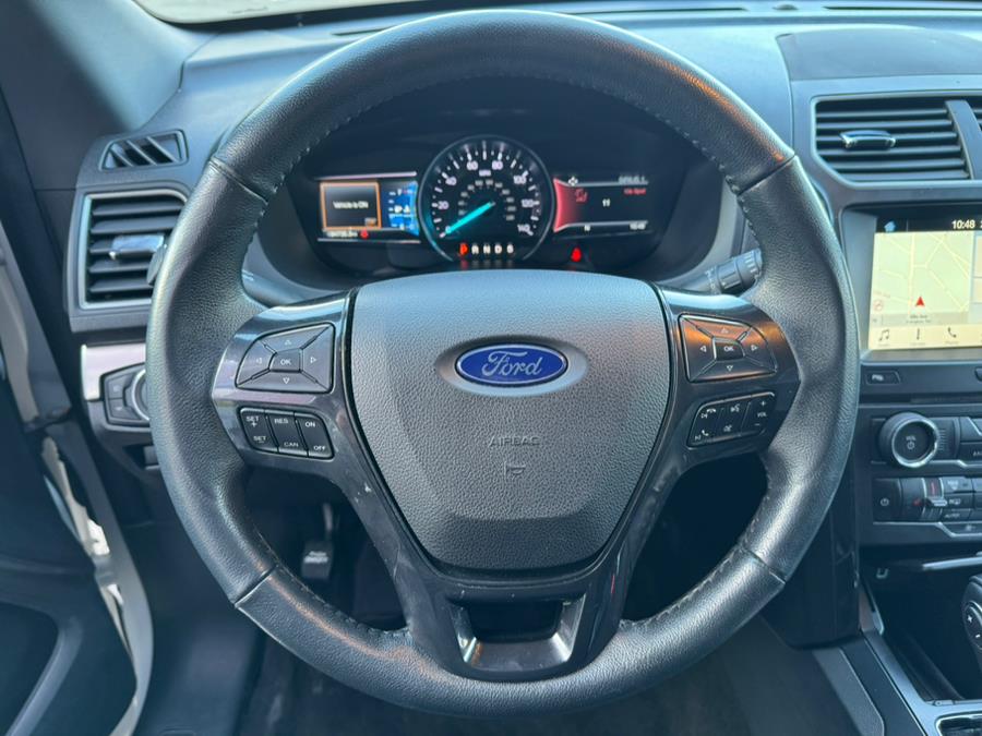 2018 Ford Explorer XLT 4WD, available for sale in Irvington, New Jersey | Elis Motors Corp. Irvington, New Jersey 2018 Ford Explorer XLT 4WD, available for sale in Irvington, New Jersey | Elis Motors Corp. Irvington, New Jersey