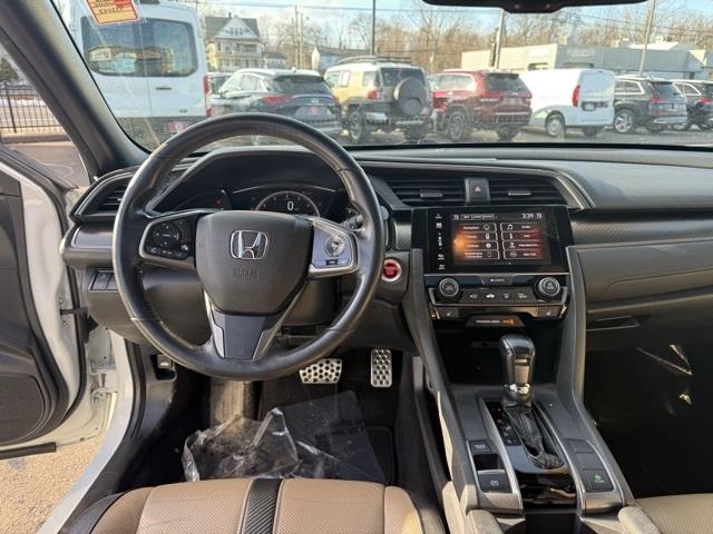 2018 Honda Civic Sport Touring, available for sale in Stratford, Connecticut | Wiz Leasing Inc. Stratford, Connecticut 2018 Honda Civic Sport Touring, available for sale in Stratford, Connecticut | Wiz Leasing Inc. Stratford, Connecticut