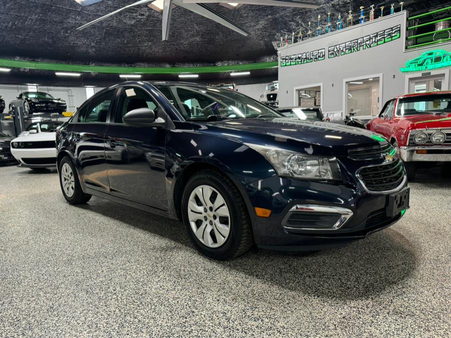 Used 2015 Chevrolet Cruze in Oxford, Connecticut | Buonauto Enterprises. Oxford, Connecticut