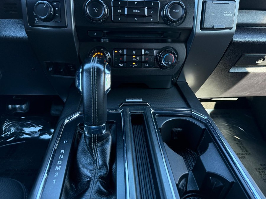 2015 Ford F-150 XLT Crew Cab 4x4, available for sale in Peabody, Massachusetts | New Star Motors. Peabody, Massachusetts 2015 Ford F-150 XLT Crew Cab 4x4, available for sale in Peabody, Massachusetts | New Star Motors. Peabody, Massachusetts