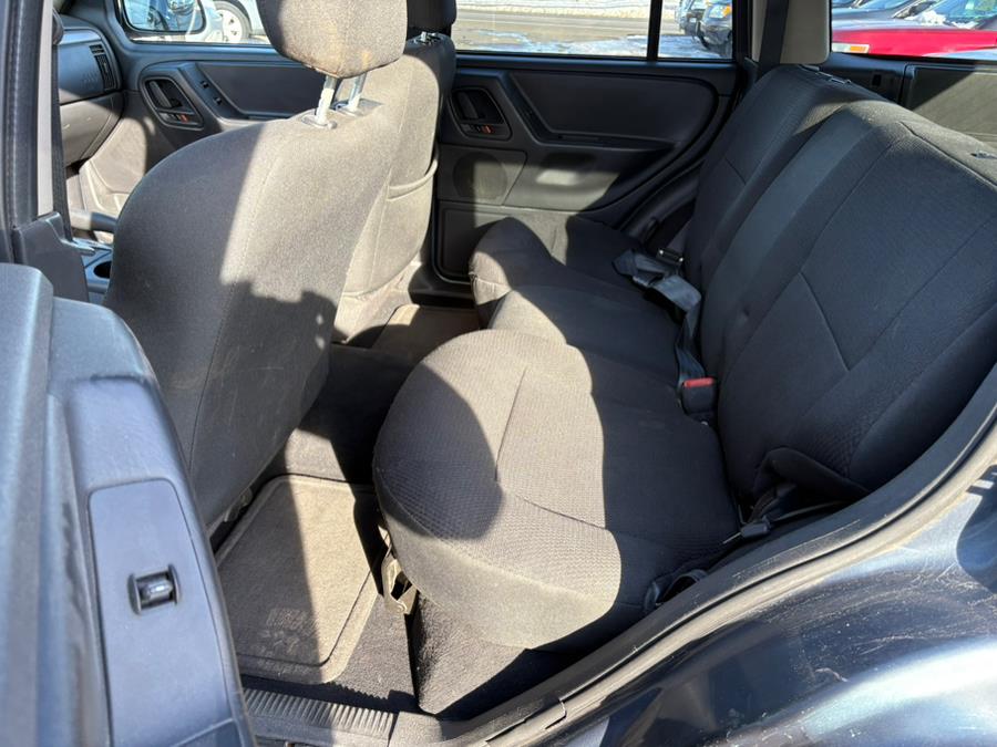 2004 Jeep Grand Cherokee 4dr Laredo 4WD, available for sale in East Windsor, Connecticut | CT Car Co LLC. East Windsor, Connecticut 2004 Jeep Grand Cherokee 4dr Laredo 4WD, available for sale in East Windsor, Connecticut | CT Car Co LLC. East Windsor, Connecticut