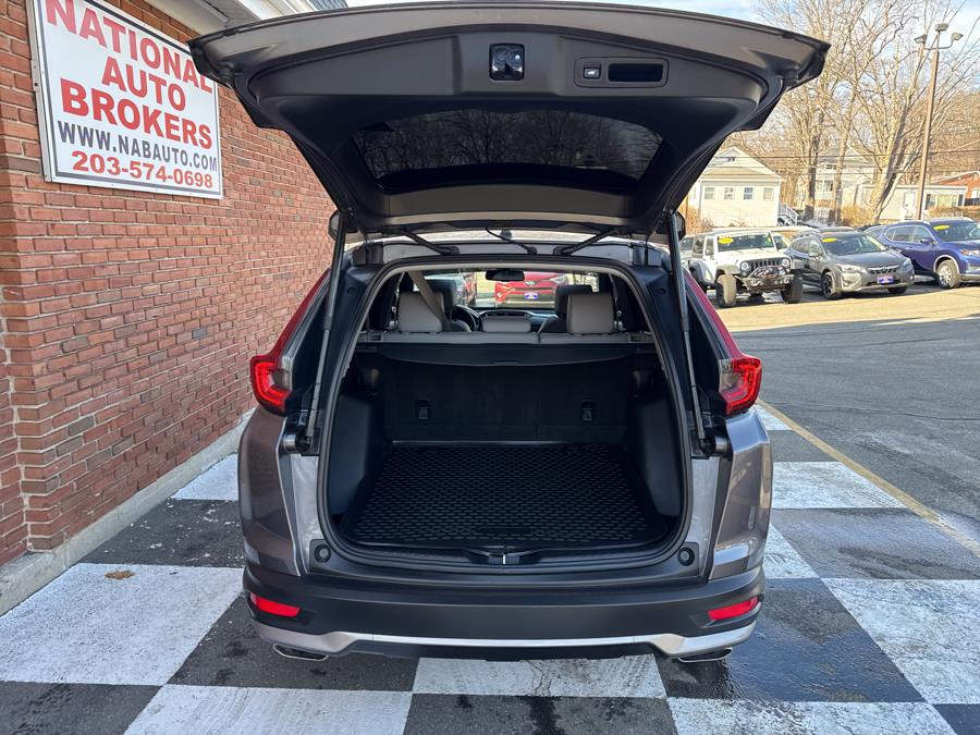 2022 Honda CR-V Touring AWD, available for sale in Waterbury, Connecticut | National Auto Brokers, Inc.. Waterbury, Connecticut 2022 Honda CR-V Touring AWD, available for sale in Waterbury, Connecticut | National Auto Brokers, Inc.. Waterbury, Connecticut