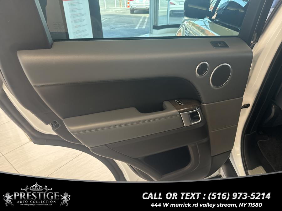 2015 Land Rover Range Rover Sport 4WD 4dr HSE, available for sale in Valley Stream, New York | Prestige Auto Collection. Valley Stream, New York 2015 Land Rover Range Rover Sport 4WD 4dr HSE, available for sale in Valley Stream, New York | Prestige Auto Collection. Valley Stream, New York