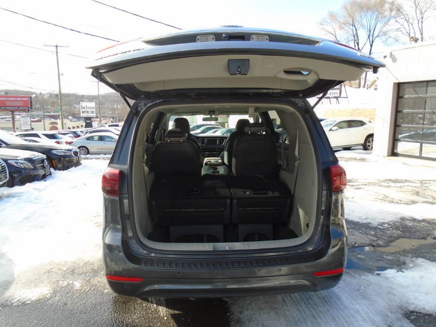 2017 Kia Sedona LX FWD, available for sale in Waterbury, Connecticut | Jim Juliani Motors. Waterbury, Connecticut 2017 Kia Sedona LX FWD, available for sale in Waterbury, Connecticut | Jim Juliani Motors. Waterbury, Connecticut