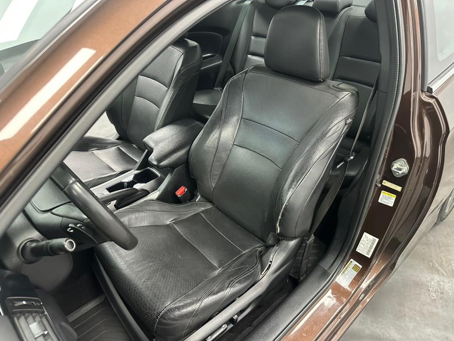 2014 Honda Accord Coupe 2dr V6 Auto EX-L w/Navi, available for sale in Elizabeth, New Jersey | M Auto Group. Elizabeth, New Jersey 2014 Honda Accord Coupe 2dr V6 Auto EX-L w/Navi, available for sale in Elizabeth, New Jersey | M Auto Group. Elizabeth, New Jersey