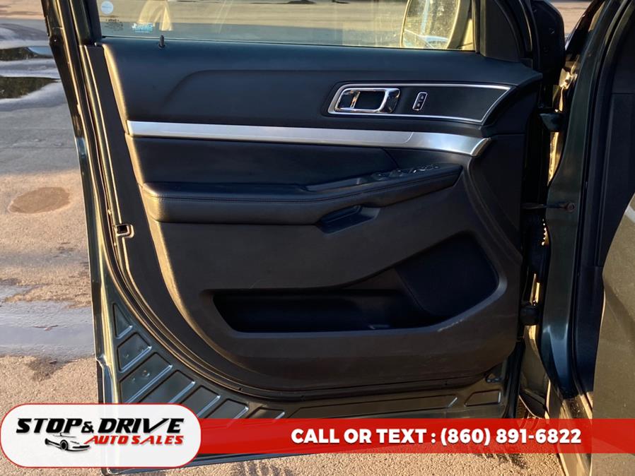2016 Ford Explorer 4WD 4dr XLT, available for sale in East Windsor, Connecticut | Stop & Drive Auto Sales. East Windsor, Connecticut 2016 Ford Explorer 4WD 4dr XLT, available for sale in East Windsor, Connecticut | Stop & Drive Auto Sales. East Windsor, Connecticut