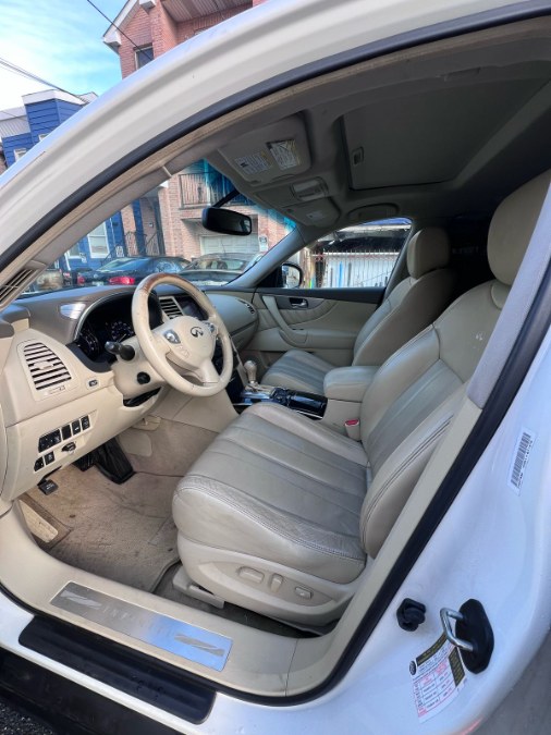 2014 INFINITI QX70 AWD 4dr, available for sale in Jersey City, New Jersey | Car Valley Group. Jersey City, New Jersey 2014 INFINITI QX70 AWD 4dr, available for sale in Jersey City, New Jersey | Car Valley Group. Jersey City, New Jersey