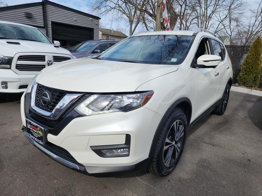 Used 2018 Nissan Rogue in Islip, New York | L.I. Auto Gallery. Islip, New York