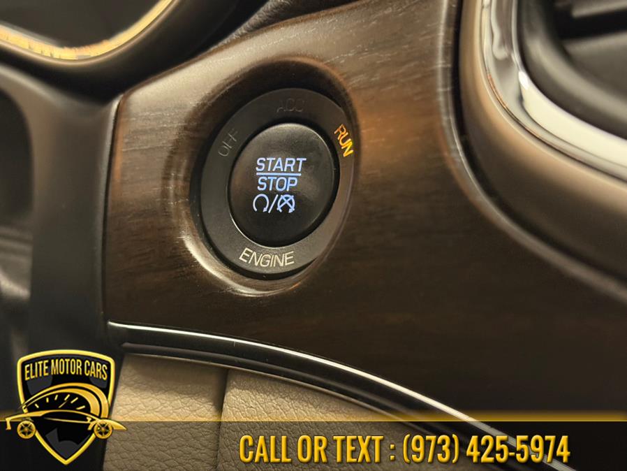 2015 Jeep Grand Cherokee 4WD 4dr Limited, available for sale in Newark, New Jersey | Elite Motor Cars. Newark, New Jersey 2015 Jeep Grand Cherokee 4WD 4dr Limited, available for sale in Newark, New Jersey | Elite Motor Cars. Newark, New Jersey