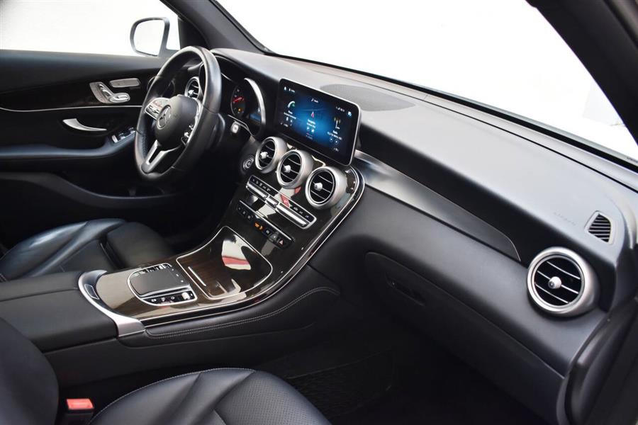 2020 Mercedes-benz Glc GLC 300 4MATIC AWD 4dr SUV, available for sale in Great Neck, New York | Camy Cars. Great Neck, New York 2020 Mercedes-benz Glc GLC 300 4MATIC AWD 4dr SUV, available for sale in Great Neck, New York | Camy Cars. Great Neck, New York