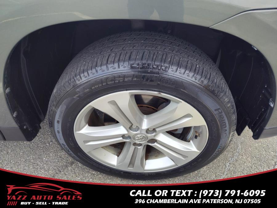 2013 Toyota Highlander 4WD 4dr V6 Limited (Natl), available for sale in Paterson, New Jersey | Yazz Auto Sales. Paterson, New Jersey 2013 Toyota Highlander 4WD 4dr V6 Limited (Natl), available for sale in Paterson, New Jersey | Yazz Auto Sales. Paterson, New Jersey