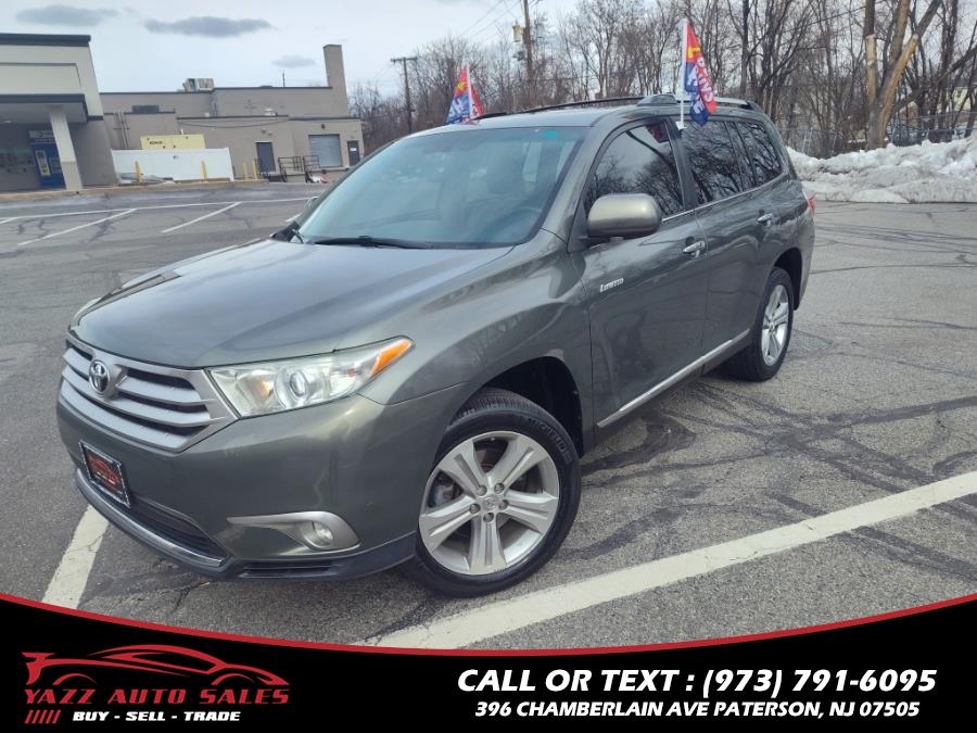 2013 Toyota Highlander 4WD 4dr V6 Limited (Natl), available for sale in Paterson, New Jersey | Yazz Auto Sales. Paterson, New Jersey 2013 Toyota Highlander 4WD 4dr V6 Limited (Natl), available for sale in Paterson, New Jersey | Yazz Auto Sales. Paterson, New Jersey