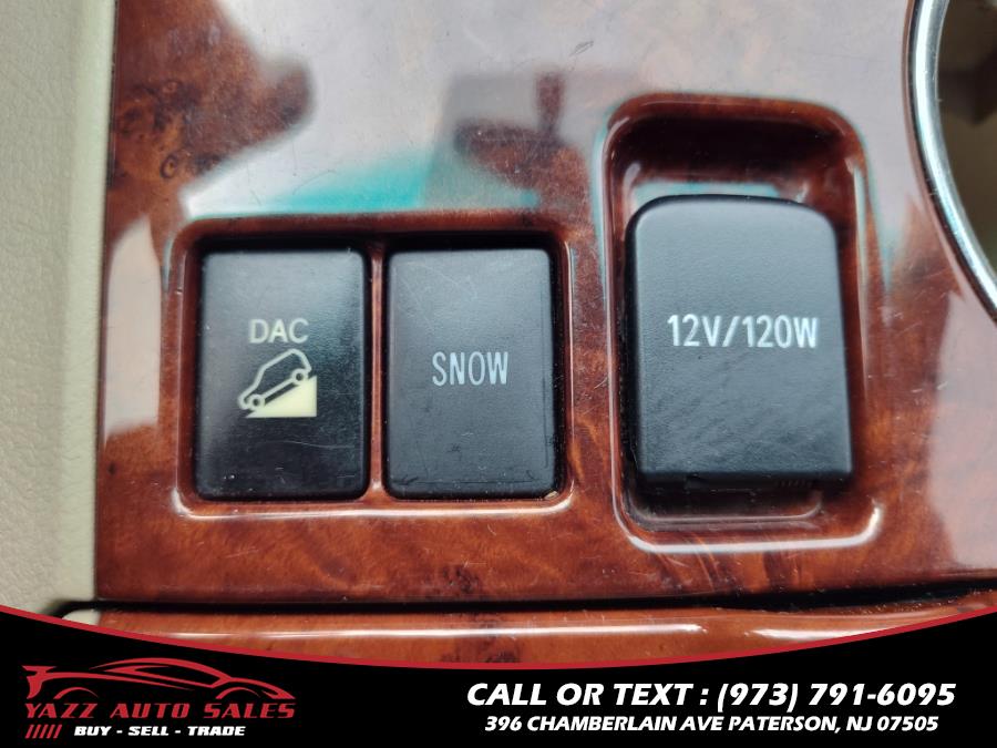 2013 Toyota Highlander 4WD 4dr V6 Limited (Natl), available for sale in Paterson, New Jersey | Yazz Auto Sales. Paterson, New Jersey 2013 Toyota Highlander 4WD 4dr V6 Limited (Natl), available for sale in Paterson, New Jersey | Yazz Auto Sales. Paterson, New Jersey