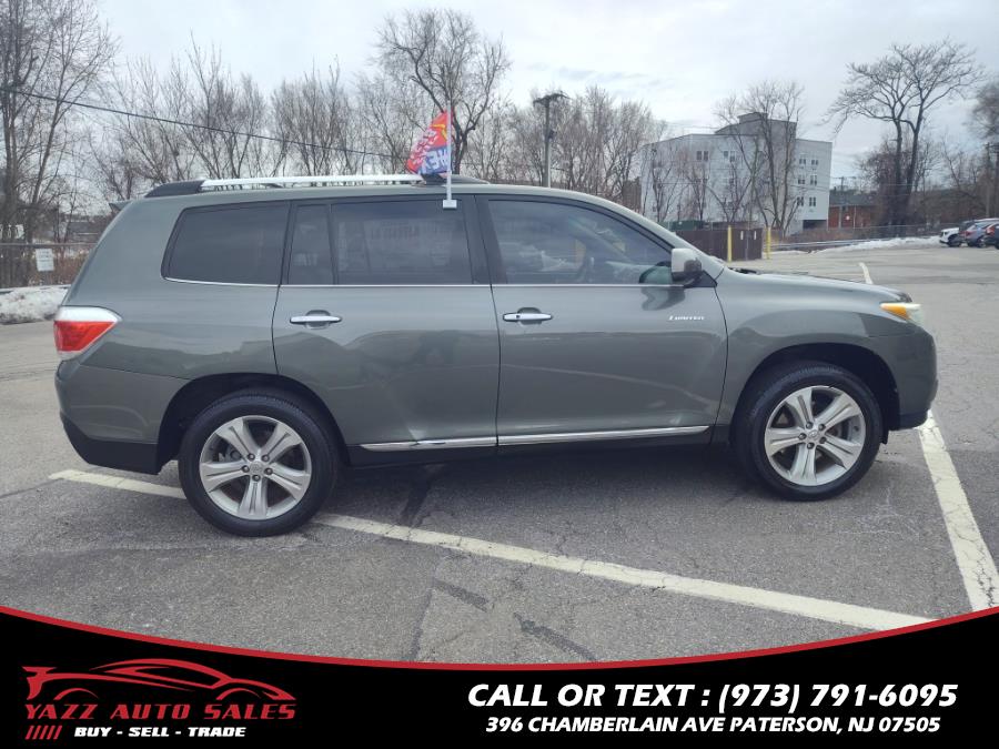 2013 Toyota Highlander 4WD 4dr V6 Limited (Natl), available for sale in Paterson, New Jersey | Yazz Auto Sales. Paterson, New Jersey 2013 Toyota Highlander 4WD 4dr V6 Limited (Natl), available for sale in Paterson, New Jersey | Yazz Auto Sales. Paterson, New Jersey