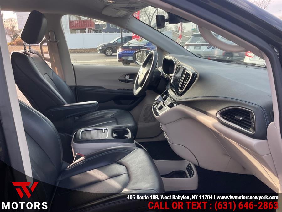 2021 Chrysler Pacifica Touring L FWD, available for sale in West Babylon, New York | TW Motors. West Babylon, New York 2021 Chrysler Pacifica Touring L FWD, available for sale in West Babylon, New York | TW Motors. West Babylon, New York