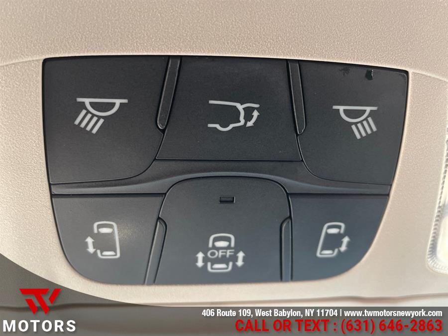 2021 Chrysler Pacifica Touring L FWD, available for sale in West Babylon, New York | TW Motors. West Babylon, New York 2021 Chrysler Pacifica Touring L FWD, available for sale in West Babylon, New York | TW Motors. West Babylon, New York
