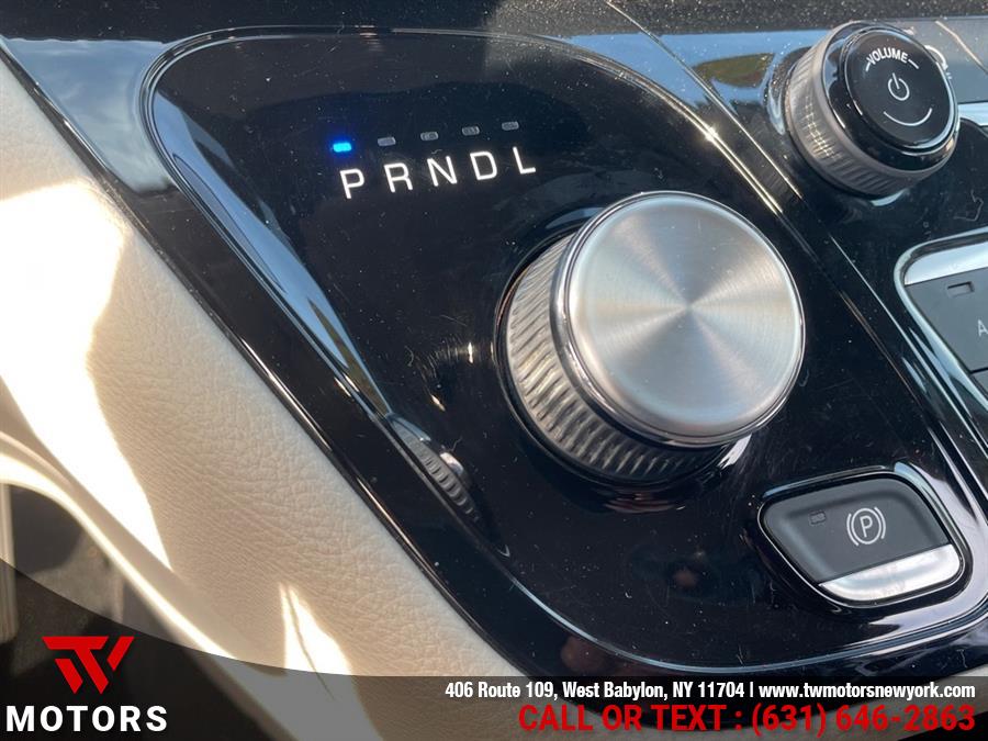 2021 Chrysler Pacifica Touring L FWD, available for sale in West Babylon, New York | TW Motors. West Babylon, New York 2021 Chrysler Pacifica Touring L FWD, available for sale in West Babylon, New York | TW Motors. West Babylon, New York