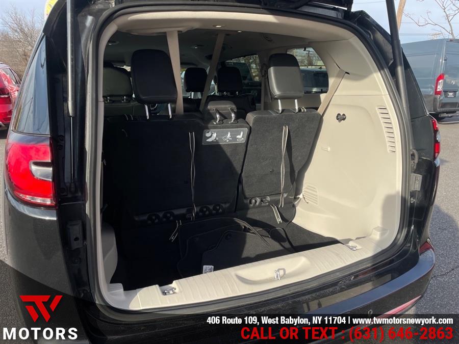 2021 Chrysler Pacifica Touring L FWD, available for sale in West Babylon, New York | TW Motors. West Babylon, New York 2021 Chrysler Pacifica Touring L FWD, available for sale in West Babylon, New York | TW Motors. West Babylon, New York