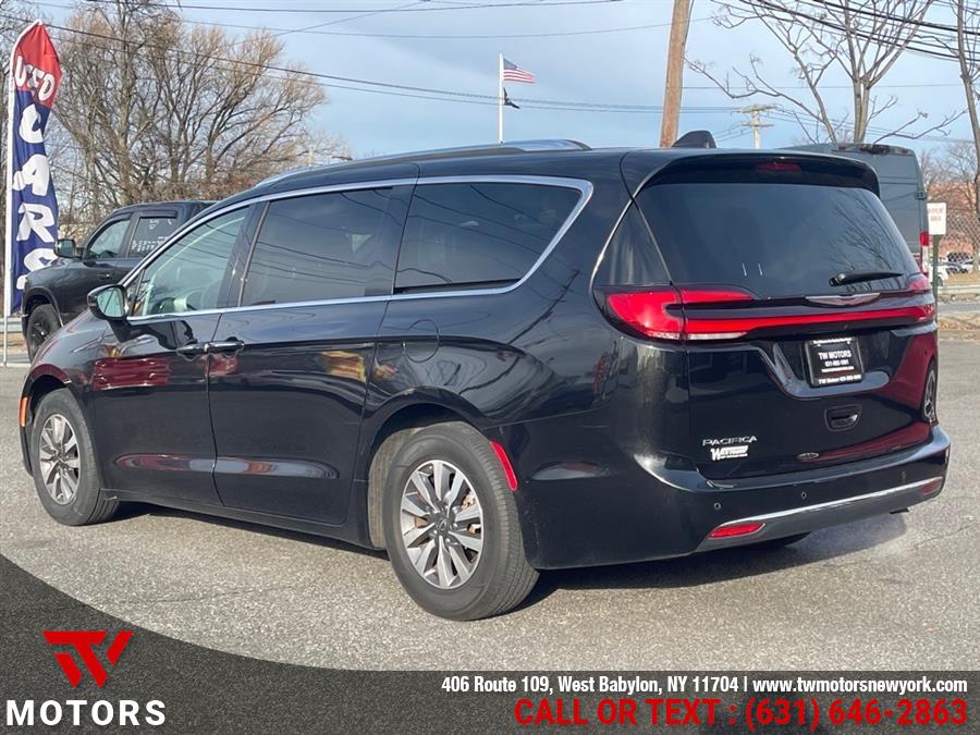 2021 Chrysler Pacifica Touring L FWD, available for sale in West Babylon, New York | TW Motors. West Babylon, New York 2021 Chrysler Pacifica Touring L FWD, available for sale in West Babylon, New York | TW Motors. West Babylon, New York
