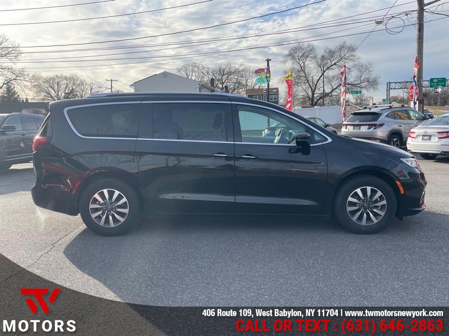 2021 Chrysler Pacifica Touring L FWD, available for sale in West Babylon, New York | TW Motors. West Babylon, New York 2021 Chrysler Pacifica Touring L FWD, available for sale in West Babylon, New York | TW Motors. West Babylon, New York