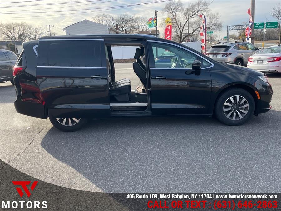 2021 Chrysler Pacifica Touring L FWD, available for sale in West Babylon, New York | TW Motors. West Babylon, New York 2021 Chrysler Pacifica Touring L FWD, available for sale in West Babylon, New York | TW Motors. West Babylon, New York