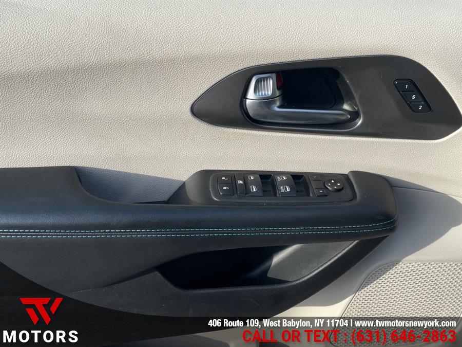 2021 Chrysler Pacifica Touring L FWD, available for sale in West Babylon, New York | TW Motors. West Babylon, New York 2021 Chrysler Pacifica Touring L FWD, available for sale in West Babylon, New York | TW Motors. West Babylon, New York