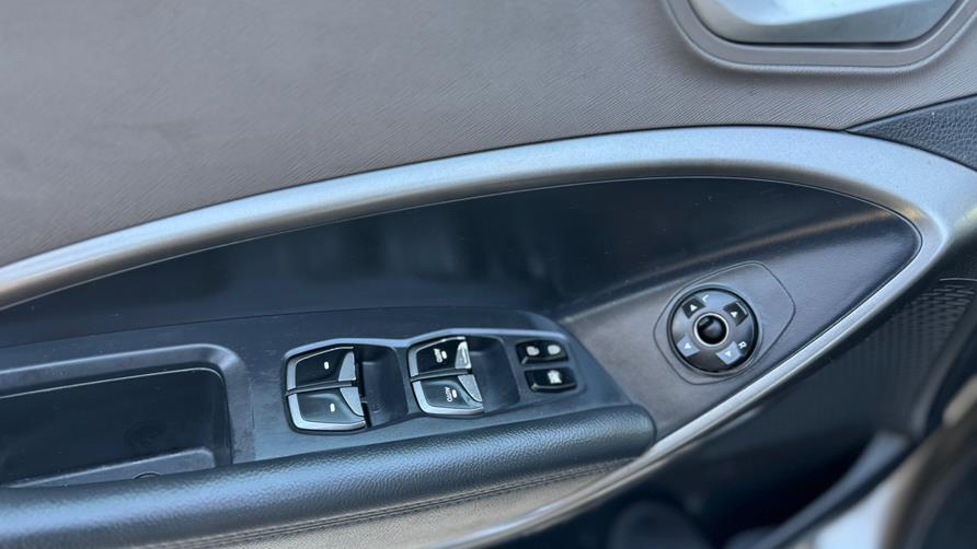 2017 Hyundai Santa Fe Sport 2.4L Auto, available for sale in Tustin, California | Carox LLC. Tustin, California 2017 Hyundai Santa Fe Sport 2.4L Auto, available for sale in Tustin, California | Carox LLC. Tustin, California