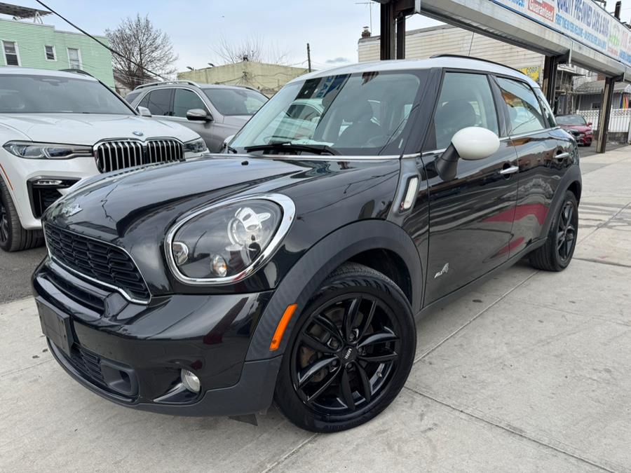 Used 2014 MINI Cooper Countryman in Jamaica, New York | Sunrise Autoland. Jamaica, New York