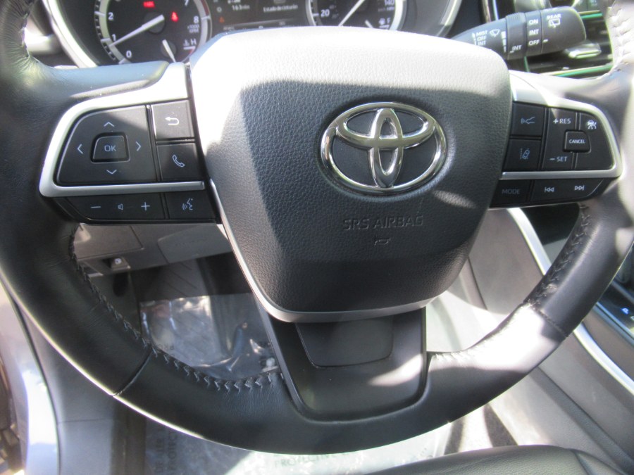 2022 Toyota Highlander XLE AWD (Natl), available for sale in Woodside, New York | Pepmore Auto Sales Inc.. Woodside, New York 2022 Toyota Highlander XLE AWD (Natl), available for sale in Woodside, New York | Pepmore Auto Sales Inc.. Woodside, New York