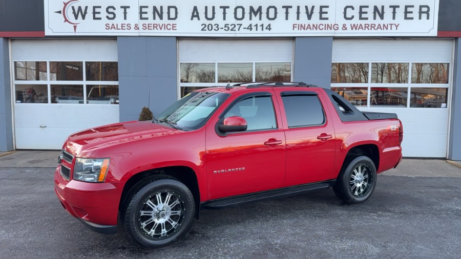 Used 2011 Chevrolet Avalanche in Waterbury, Connecticut | West End Automotive Center. Waterbury, Connecticut