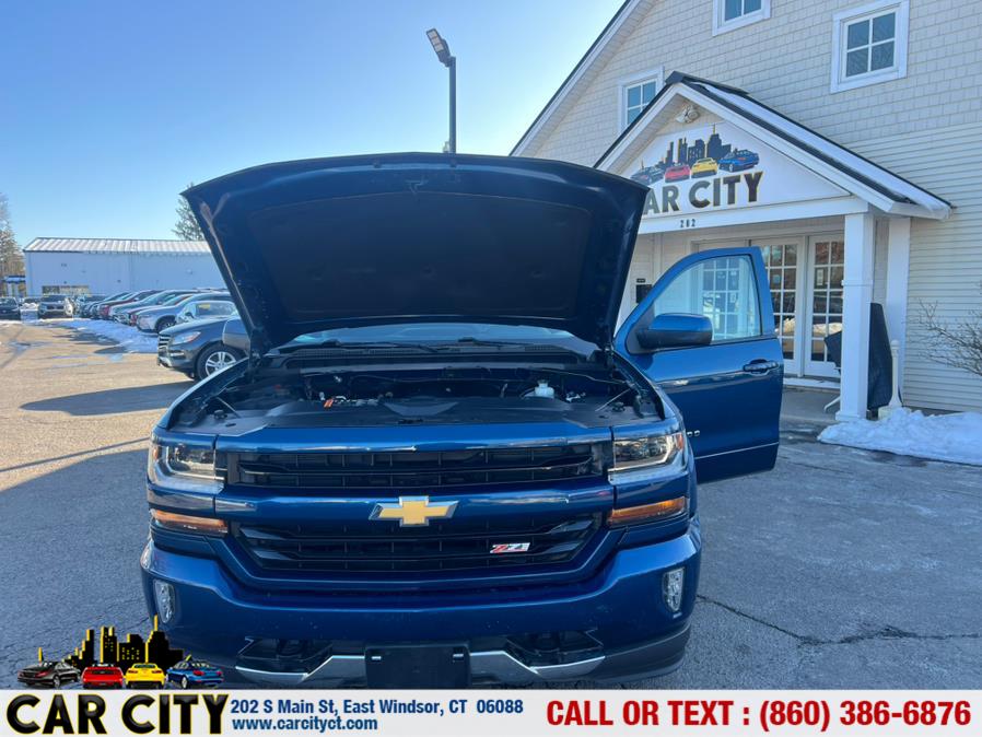 2018 Chevrolet Silverado 1500 4WD Crew Cab 143.5" LT w/1LT, available for sale in East Windsor, Connecticut | Car City LLC. East Windsor, Connecticut 2018 Chevrolet Silverado 1500 4WD Crew Cab 143.5" LT w/1LT, available for sale in East Windsor, Connecticut | Car City LLC. East Windsor, Connecticut