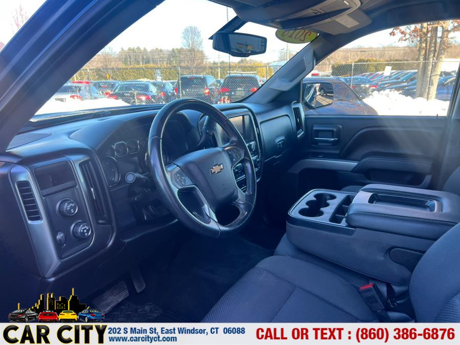 2018 Chevrolet Silverado 1500 4WD Crew Cab 143.5" LT w/1LT, available for sale in East Windsor, Connecticut | Car City LLC. East Windsor, Connecticut 2018 Chevrolet Silverado 1500 4WD Crew Cab 143.5" LT w/1LT, available for sale in East Windsor, Connecticut | Car City LLC. East Windsor, Connecticut