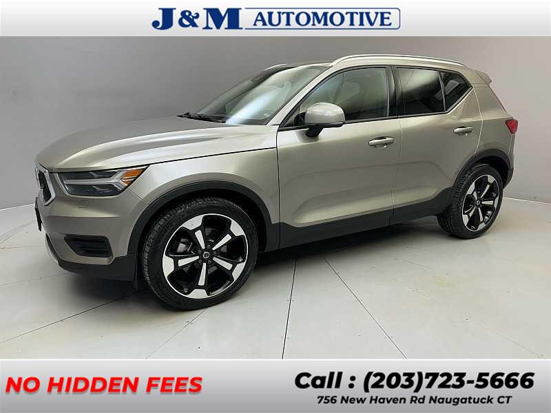 Used 2022 Volvo Xc40 in Naugatuck, Connecticut | J&M Automotive Sls&Svc LLC. Naugatuck, Connecticut