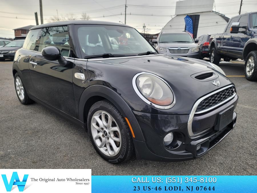 Used MINI Cooper Hardtop 2dr HB S 2015 | AW Auto & Truck Wholesalers, Inc. Lodi, New Jersey