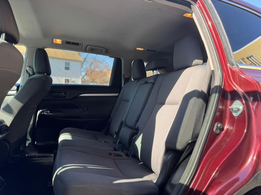 2018 Toyota Highlander LE Plus V6 AWD (Natl), available for sale in Irvington, New Jersey | RT 603 Auto Mall. Irvington, New Jersey 2018 Toyota Highlander LE Plus V6 AWD (Natl), available for sale in Irvington, New Jersey | RT 603 Auto Mall. Irvington, New Jersey