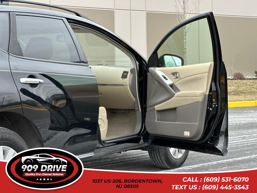2014 Nissan Murano SV, available for sale in BORDENTOWN, New Jersey | 909 Drive. BORDENTOWN, New Jersey 2014 Nissan Murano SV, available for sale in BORDENTOWN, New Jersey | 909 Drive. BORDENTOWN, New Jersey