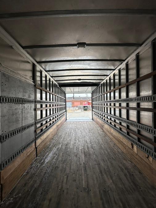 2020 Hino 268A 26FT MORGAN BOX/SIDE DOOR/MAXON LIFTGATE NON CDL, available for sale in Paterson, New Jersey | Speedway Commercial Motors LLC. Paterson, New Jersey 2020 Hino 268A 26FT MORGAN BOX/SIDE DOOR/MAXON LIFTGATE NON CDL, available for sale in Paterson, New Jersey | Speedway Commercial Motors LLC. Paterson, New Jersey
