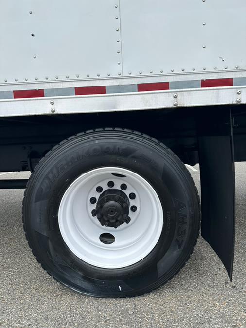 2020 Hino 268A 26FT MORGAN BOX/SIDE DOOR/MAXON LIFTGATE NON CDL, available for sale in Paterson, New Jersey | Speedway Commercial Motors LLC. Paterson, New Jersey 2020 Hino 268A 26FT MORGAN BOX/SIDE DOOR/MAXON LIFTGATE NON CDL, available for sale in Paterson, New Jersey | Speedway Commercial Motors LLC. Paterson, New Jersey