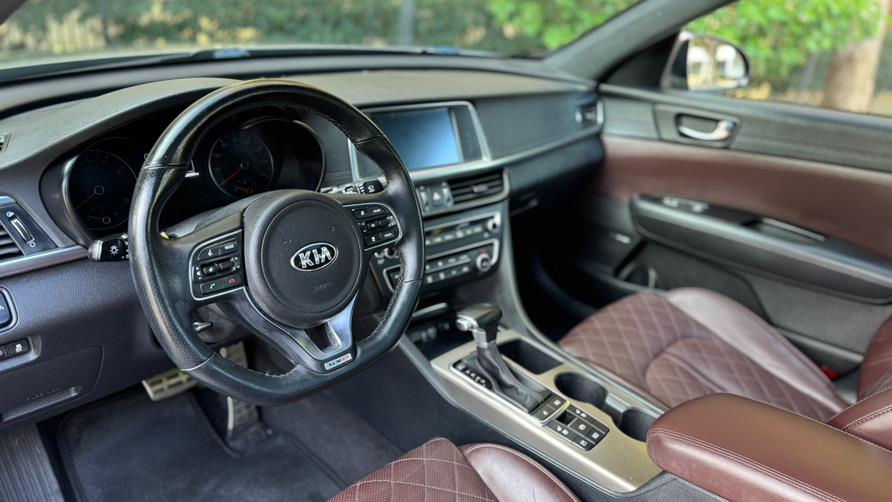 2016 Kia Optima 4dr Sdn SXL Turbo, available for sale in Tustin, California | Carox LLC. Tustin, California 2016 Kia Optima 4dr Sdn SXL Turbo, available for sale in Tustin, California | Carox LLC. Tustin, California