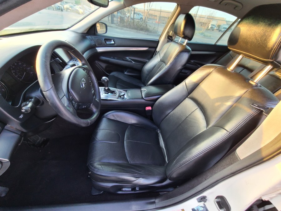 2015 INFINITI Q40 4dr Sdn RWD, available for sale in Orlando, Florida | CarX Club Corporation. Orlando, Florida 2015 INFINITI Q40 4dr Sdn RWD, available for sale in Orlando, Florida | CarX Club Corporation. Orlando, Florida