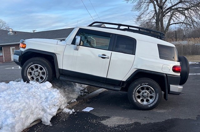 2013 Toyota FJ Cruiser 4WD 4dr Auto (Natl), available for sale in Clinton, Connecticut | M&M Motors International. Clinton, Connecticut 2013 Toyota FJ Cruiser 4WD 4dr Auto (Natl), available for sale in Clinton, Connecticut | M&M Motors International. Clinton, Connecticut