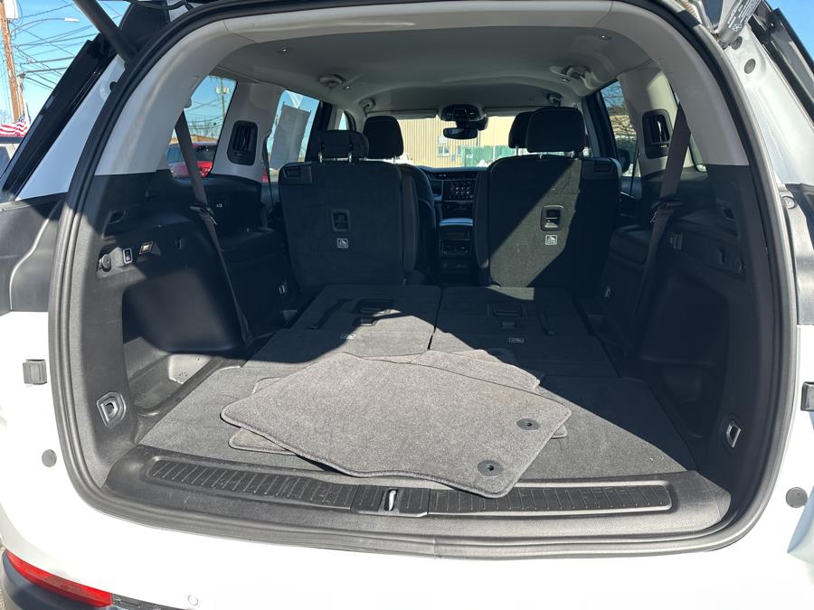 2023 Jeep Grand Cherokee l Laredo, available for sale in NEW BRITAIN, Connecticut | Prestige Auto Superstore. NEW BRITAIN, Connecticut 2023 Jeep Grand Cherokee l Laredo, available for sale in NEW BRITAIN, Connecticut | Prestige Auto Superstore. NEW BRITAIN, Connecticut