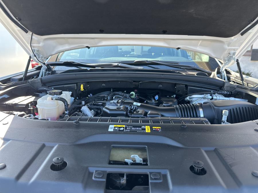 2023 Jeep Grand Cherokee l Laredo, available for sale in NEW BRITAIN, Connecticut | Prestige Auto Superstore. NEW BRITAIN, Connecticut 2023 Jeep Grand Cherokee l Laredo, available for sale in NEW BRITAIN, Connecticut | Prestige Auto Superstore. NEW BRITAIN, Connecticut
