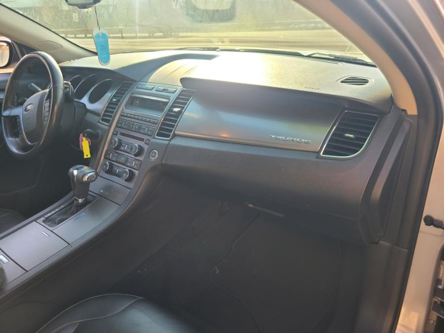 2011 Ford Taurus 4dr Sdn SEL FWD, available for sale in Derby, Connecticut | Bridge Motors LLC. Derby, Connecticut 2011 Ford Taurus 4dr Sdn SEL FWD, available for sale in Derby, Connecticut | Bridge Motors LLC. Derby, Connecticut