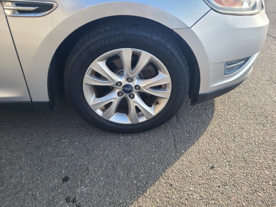 2011 Ford Taurus 4dr Sdn SEL FWD, available for sale in Derby, Connecticut | Bridge Motors LLC. Derby, Connecticut 2011 Ford Taurus 4dr Sdn SEL FWD, available for sale in Derby, Connecticut | Bridge Motors LLC. Derby, Connecticut