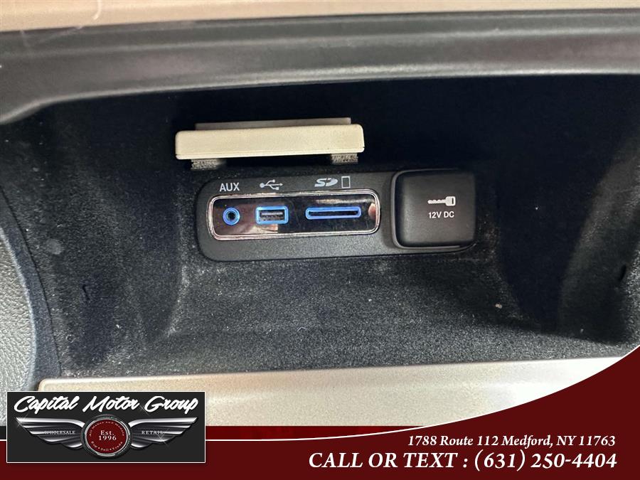 2017 Jeep Grand Cherokee Limited 4x4, available for sale in Medford, New York | Capital Motor Group Inc. Medford, New York 2017 Jeep Grand Cherokee Limited 4x4, available for sale in Medford, New York | Capital Motor Group Inc. Medford, New York