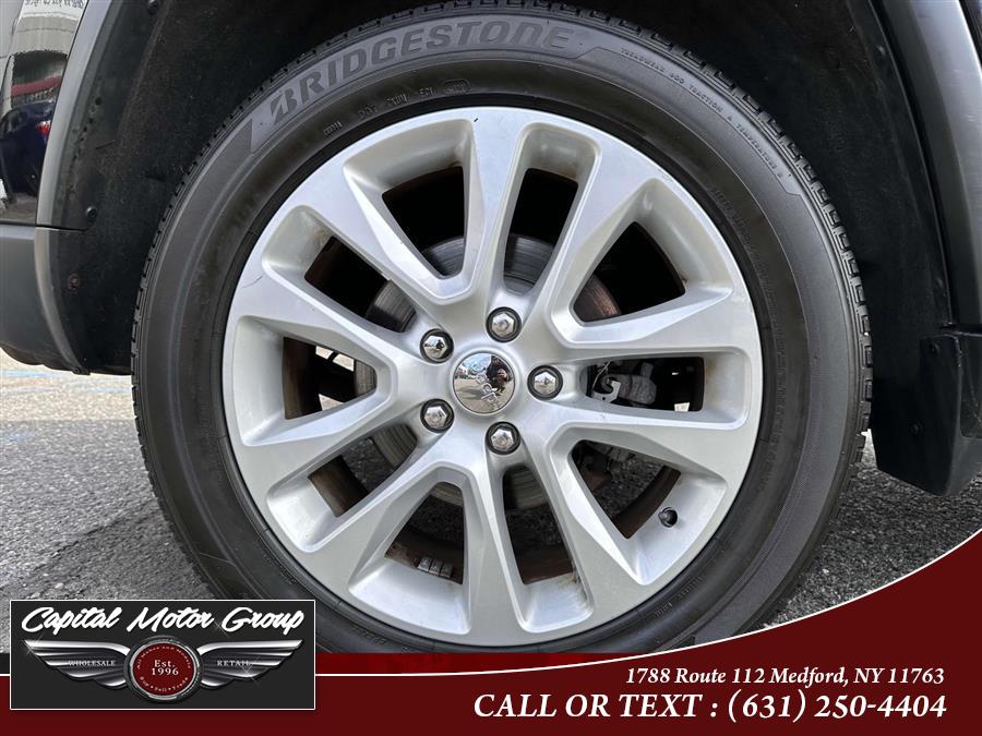 2017 Jeep Grand Cherokee Limited 4x4, available for sale in Medford, New York | Capital Motor Group Inc. Medford, New York 2017 Jeep Grand Cherokee Limited 4x4, available for sale in Medford, New York | Capital Motor Group Inc. Medford, New York