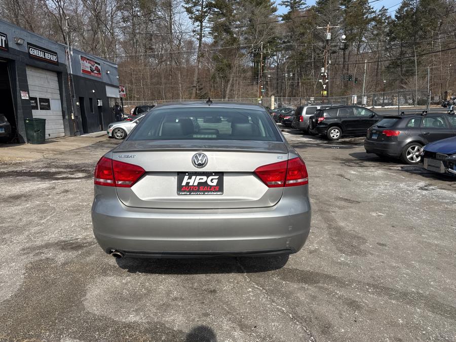 2013 Volkswagen Passat 4dr Sdn 2.5L Auto SE w/Sunroof PZEV, available for sale in Hartford, Connecticut | HPG Auto Sales LLC. Hartford, Connecticut 2013 Volkswagen Passat 4dr Sdn 2.5L Auto SE w/Sunroof PZEV, available for sale in Hartford, Connecticut | HPG Auto Sales LLC. Hartford, Connecticut